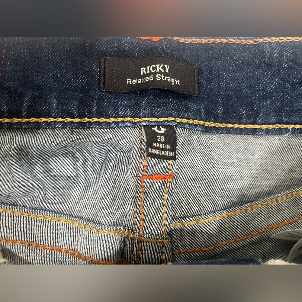 True Religion Ricky Relaxed Straight Jeans Size 28 Womens - Picture 4 of 13